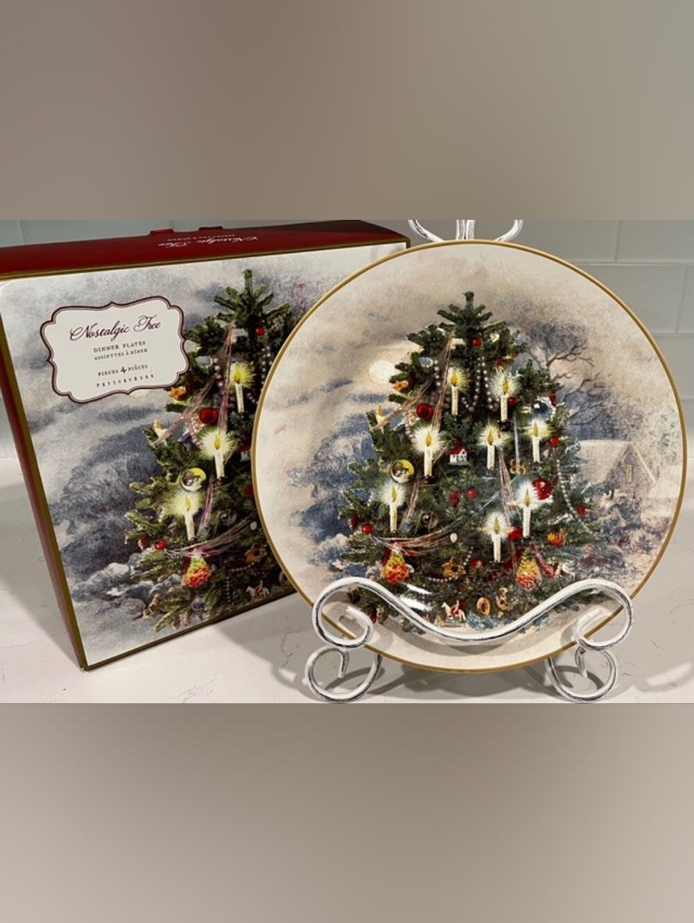 Pottery Barn‎ Nostalgic Christmas Tree 10.5" Dinner Plates Set Of 4 In Box